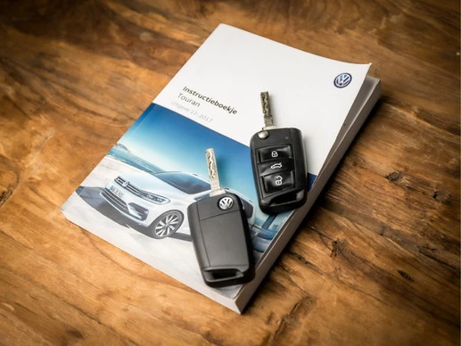 Volkswagen Touran - Afbeelding 17 van 30