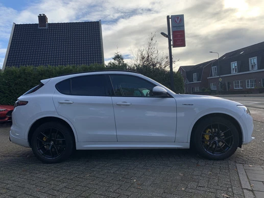 Alfa Romeo Stelvio - Afbeelding 7 van 30