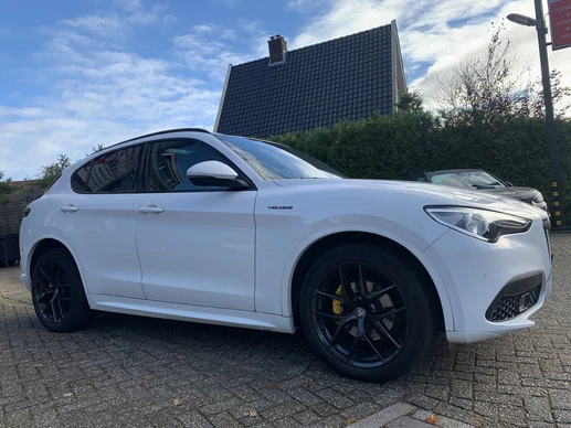 Alfa Romeo Stelvio - Afbeelding 17 van 30