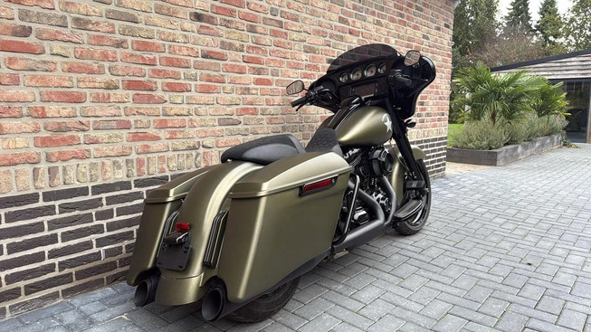Harley-Davidson Street Glide - Afbeelding 10 van 19