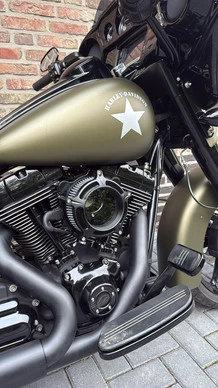 Harley-Davidson Street Glide - Afbeelding 12 van 19