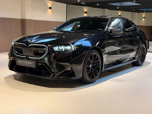 BMW M5 - Afbeelding 1 van 30