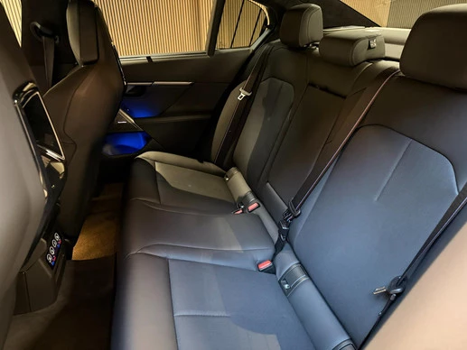 BMW M5 - Afbeelding 8 van 30