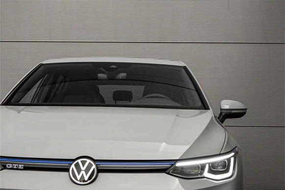 Volkswagen Golf - Afbeelding 14 van 30