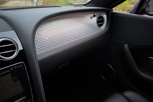 Bentley Continental GT - Afbeelding 15 van 30