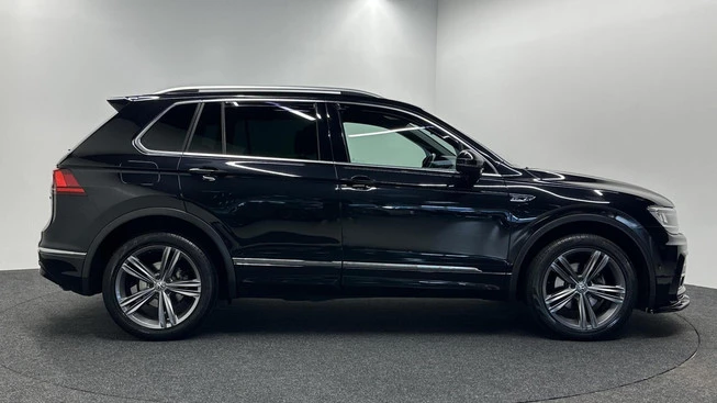 Volkswagen Tiguan - Afbeelding 13 van 30
