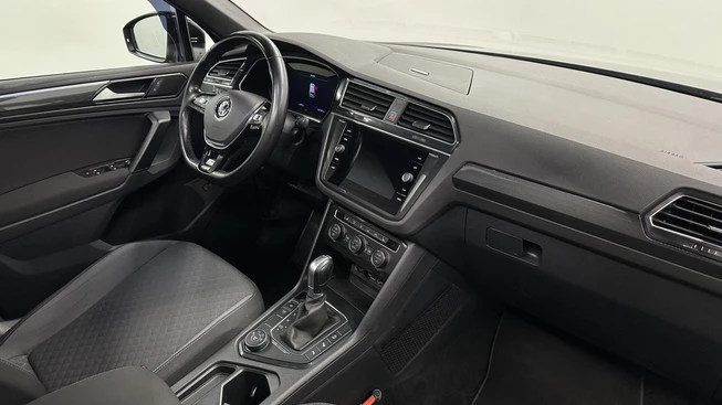 Volkswagen Tiguan - Afbeelding 18 van 30