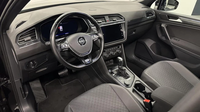 Volkswagen Tiguan - Afbeelding 21 van 30