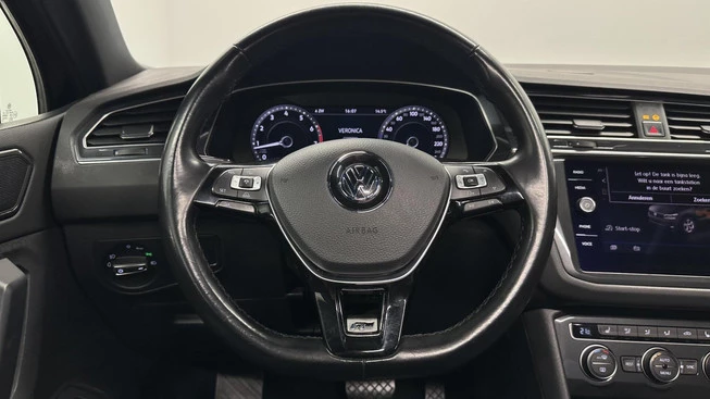 Volkswagen Tiguan - Afbeelding 25 van 30
