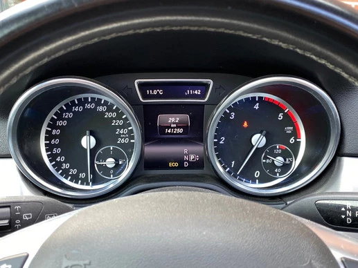 Mercedes-Benz M-Klasse - Afbeelding 11 van 30