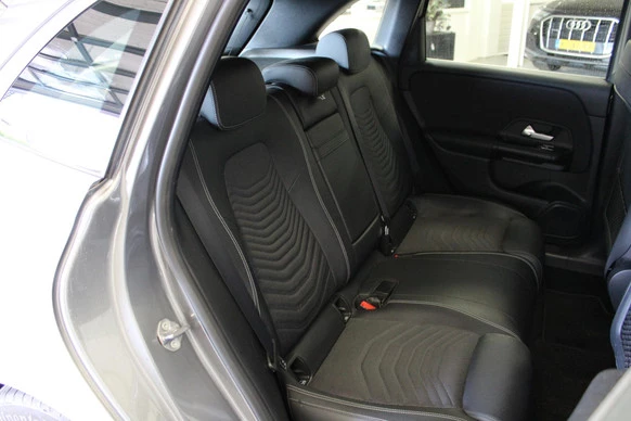 Mercedes-Benz B-Klasse - Afbeelding 17 van 30