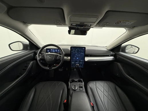 Ford Mustang Mach-E - Afbeelding 10 van 30