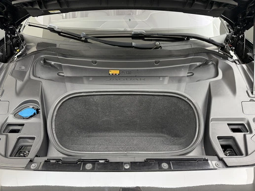 Jaguar I-PACE - Afbeelding 28 van 30