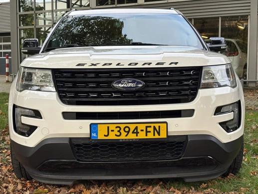 Ford Explorer - Afbeelding 2 van 17