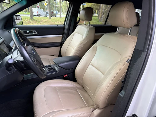 Ford Explorer - Afbeelding 7 van 17