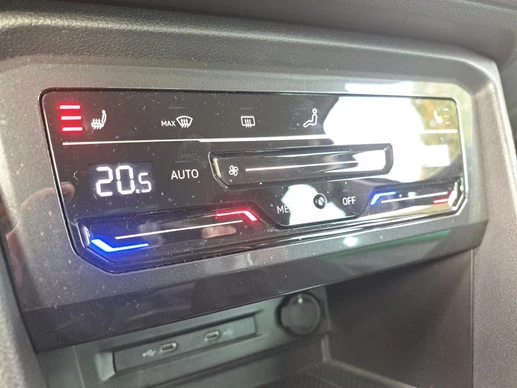 Volkswagen Tiguan - Afbeelding 8 van 30