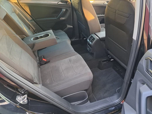 Volkswagen Tiguan - Afbeelding 12 van 30