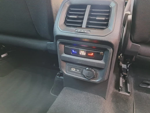 Volkswagen Tiguan - Afbeelding 18 van 30