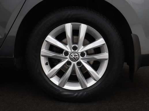 Volkswagen Touran - Afbeelding 29 van 30