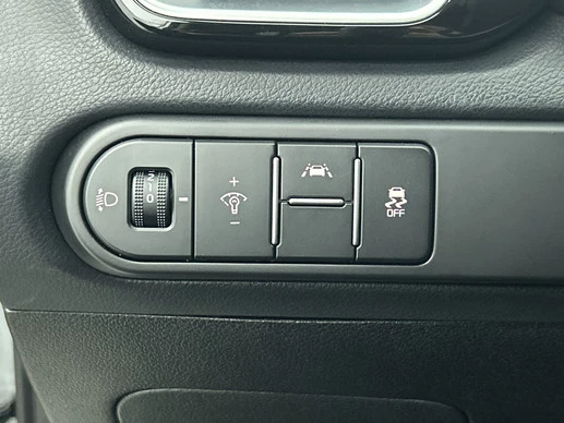 Kia Ceed - Afbeelding 12 van 30