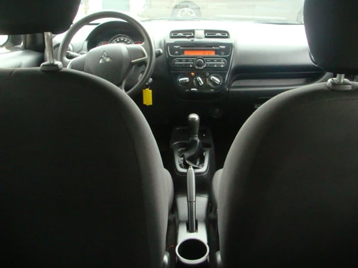Mitsubishi Space Star - Afbeelding 9 van 22