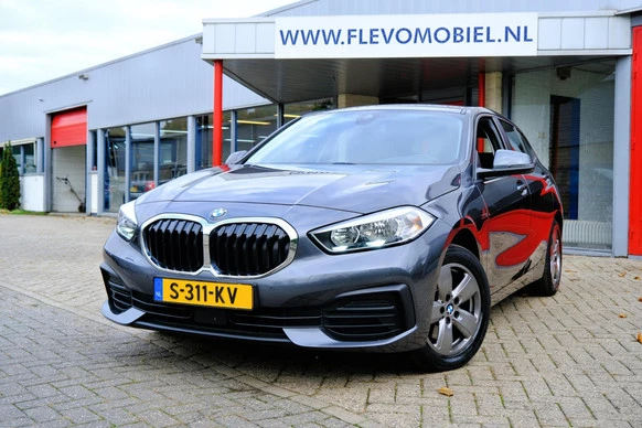 BMW 1 Serie - Afbeelding 1 van 30