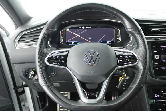 Volkswagen Tiguan - Afbeelding 17 van 30