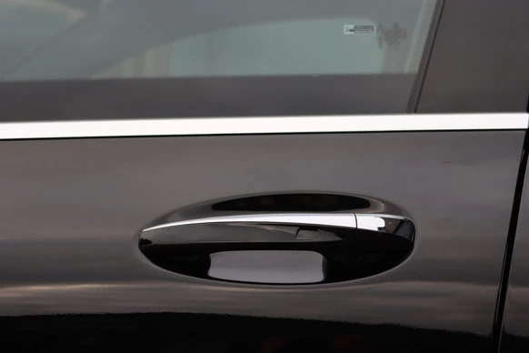 Mercedes-Benz EQC - Afbeelding 25 van 30