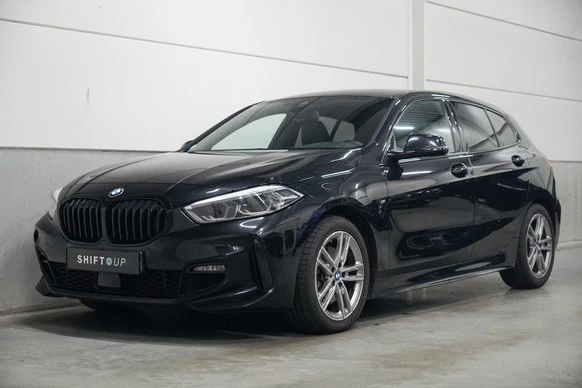 BMW 1 Serie - Afbeelding 1 van 30