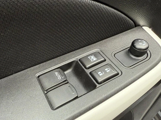 Suzuki Swift - Afbeelding 11 van 24