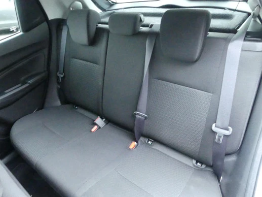 Suzuki Swift - Afbeelding 25 van 30