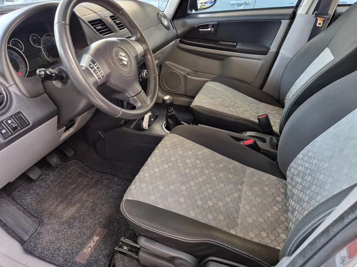 Suzuki SX4 - Afbeelding 9 van 25