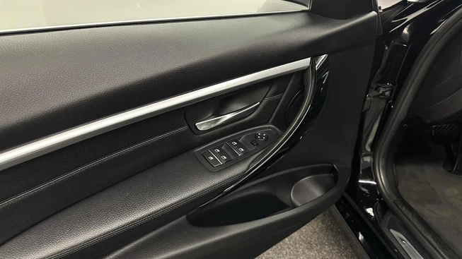BMW 3 Serie - Afbeelding 24 van 30