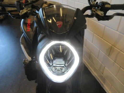 Ducati Monster - Afbeelding 13 van 13