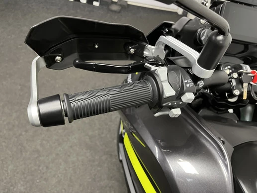 Benelli TRK - Afbeelding 17 van 18