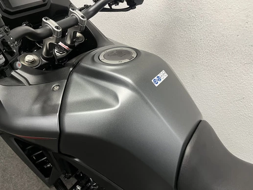 Honda XL 750 - Afbeelding 19 van 22