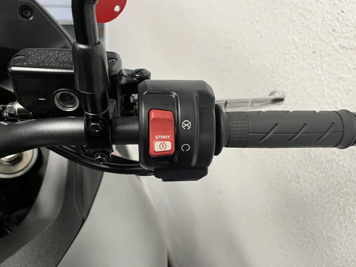 Honda XL 750 - Afbeelding 22 van 22