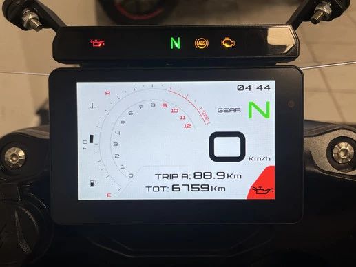 Benelli TRK - Afbeelding 2 van 21