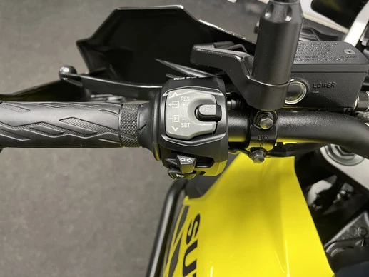 Suzuki  - Afbeelding 22 van 23