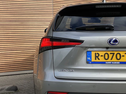 Lexus NX - Afbeelding 17 van 30