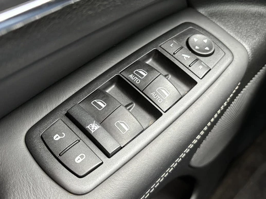 Jeep Grand Cherokee - Afbeelding 10 van 22