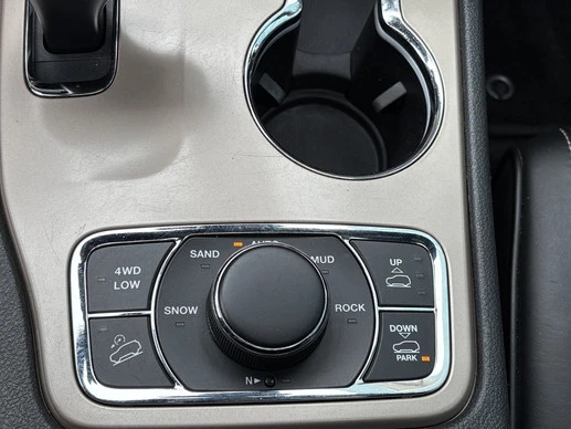 Jeep Grand Cherokee - Afbeelding 19 van 22