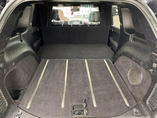 Jeep Grand Cherokee - Afbeelding 8 van 23