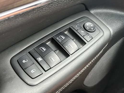 Jeep Grand Cherokee - Afbeelding 10 van 23