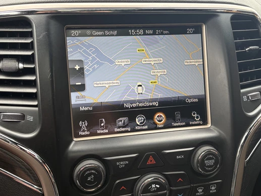 Jeep Grand Cherokee - Afbeelding 16 van 23