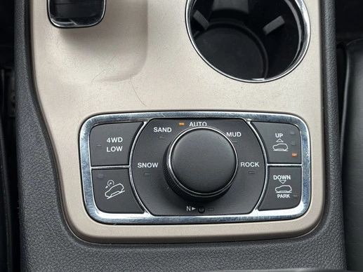 Jeep Grand Cherokee - Afbeelding 20 van 23