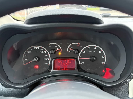 Ford Ka - Afbeelding 13 van 16