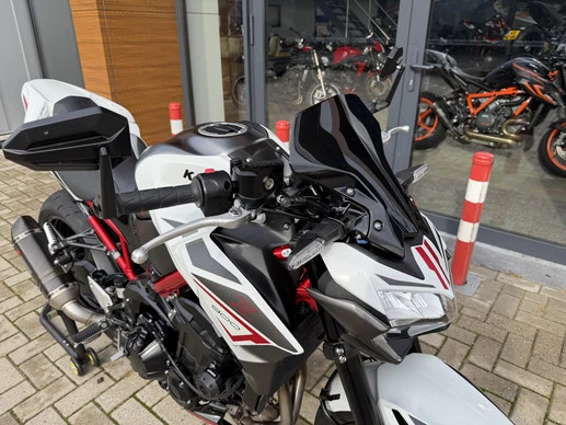 Kawasaki Z900 - Afbeelding 4 van 21