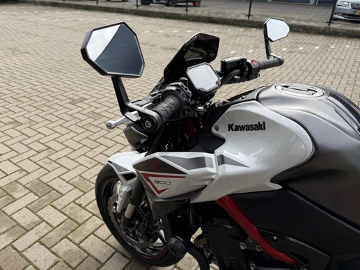 Kawasaki Z900 - Afbeelding 14 van 21