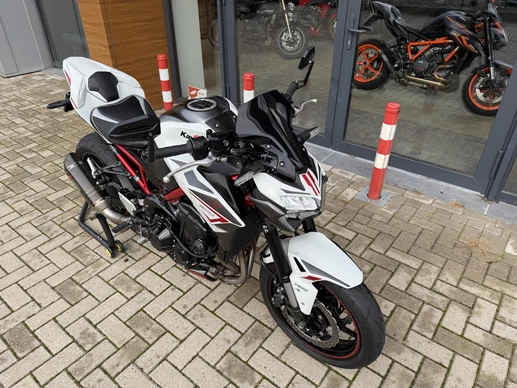 Kawasaki Z900 - Afbeelding 19 van 21